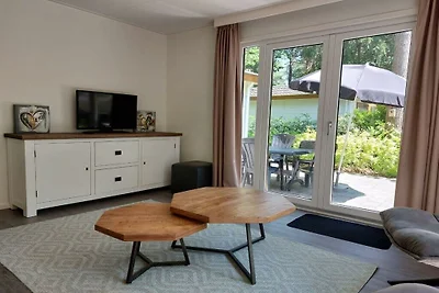 Ferienhaus in Beekbergen mit Terrasse