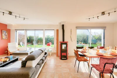 Apartment in Plonéour-Lanvern mit Pool