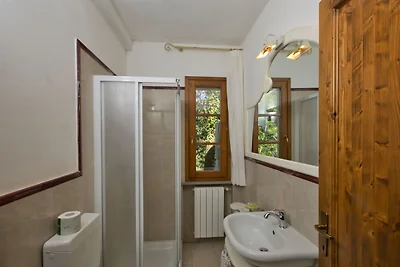Ferienhaus in Sassetta mit Garten