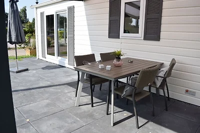 Chalet met terras bij de Veluwe
