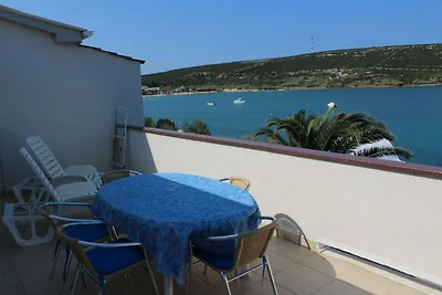 Appartement met balkon en zeezicht voor 5...