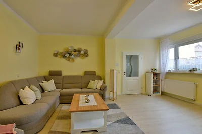 Holiday apartment in Plaue with leisure pool