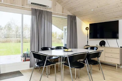 4 sterren vakantie huis in Væggerløse-By...
