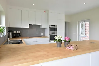 Ferienhaus mit Teich in Poperinge