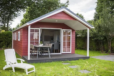 Gemütliches Chalet mit Veranda bei Veluwe