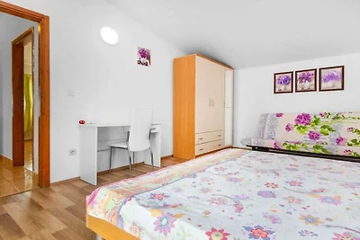 Apartments Alaga - B4+2