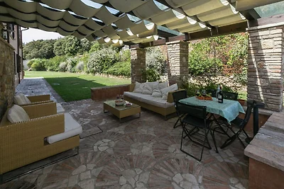 Elegante appartamento con piscina a 1 ora da...