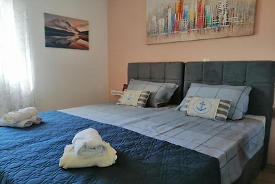 Apartment Libe with Sea View Trogir - Two Bed...