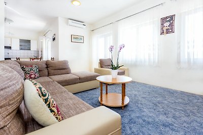 Magdales - Comfort Three Bedroom Apartment