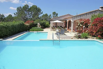 Splendida villa a Bagnols-en-Forêt
