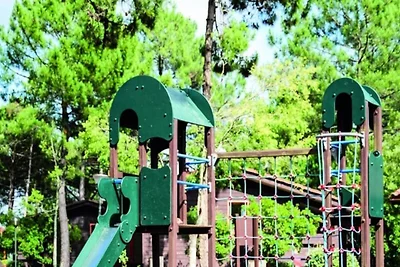 Wohnung im Pinienwald nahe Ozean