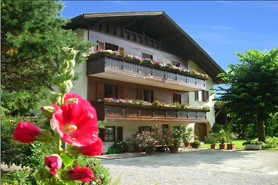 Res. Gritschhof in Latsch mit Pool & Garten