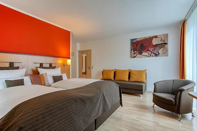 Stuttgart Großbettlingen Hotel by Belvilla Fa...