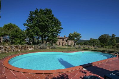 Provinz-Ferienhaus mit Pool in Monterotondo,...