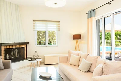 Villa in Prines mit privatem Pool