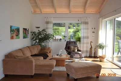 Bungalow in Gerolstein met zwembad