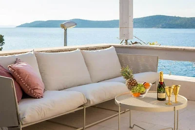 Villa in Grebaštica mit Schwimmbecken