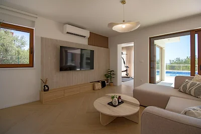 Strandvilla mit Pool in der Nähe von Split