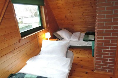 Ferienhaus mit Kamin, nah am See, Morzyczyn