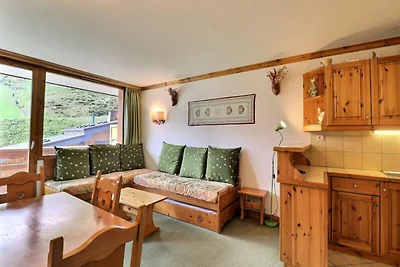 HELLE UND WARME WOHNUNG, MERIBEL LABEL