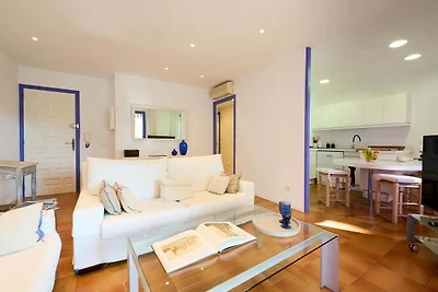 Apartment für 6 Personen mit Balkon