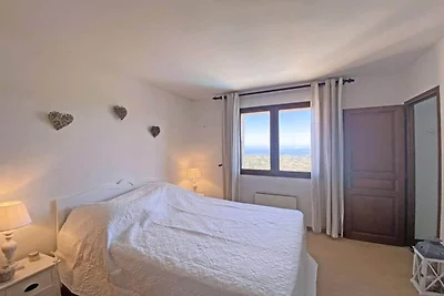 Häuser & Villen für 8 Personen