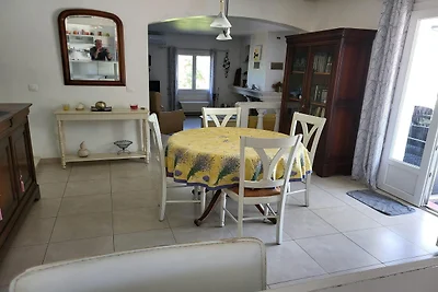 Villa in Vidauban mit Pool und Grillterrasse