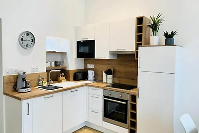 Le Saint Claude, stadscentrum, LR118