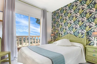 Urocza willa z 3 sypialniami w Lloret de Mar