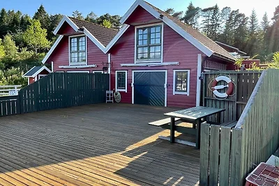 9 Personen Ferienhaus in MOSTERHAMN-By Traum