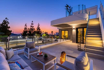 Villa a Los Alcázares con Piscina