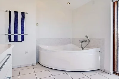 8 osob apartament w Hjørring