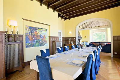 Villa mit Pool f�r 12 Personen
