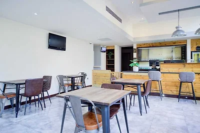 Belvilla Newport City Centre Hotel - Famiglia...