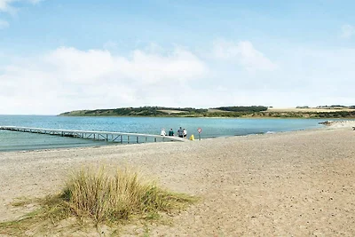 2½ Zimmer mit Aussicht, 1.