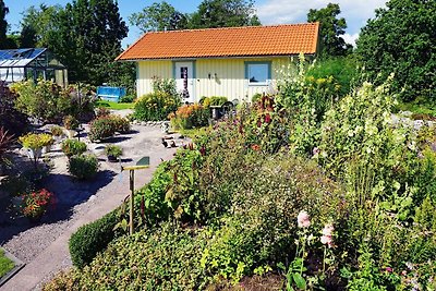 2 person holiday home in BRASTAD