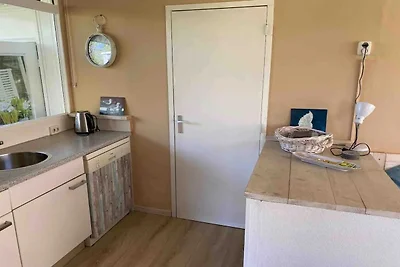 Sonniger Garten-Retreat-Bungalow