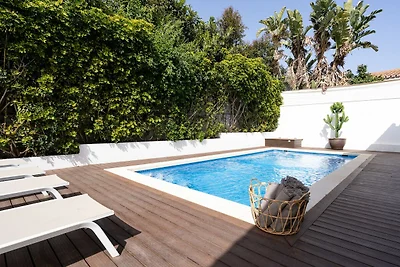 Villa Madrugada, beachside villa in...