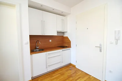 Apartments Kula - One-Bedroom Apartment with ...