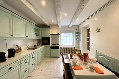 Casa in pietra tipica del Pays de Rance, a 90...