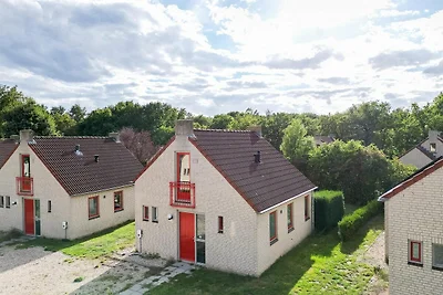 Rückzugsort am See mit Garten in Ewijk