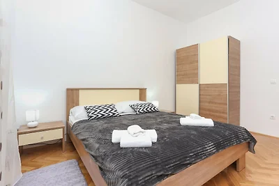 Sunny Elegant Apartments in Trogir - Standard...