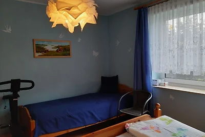 Sonnige Ferienwohnung am Wald / Büdnerreihe