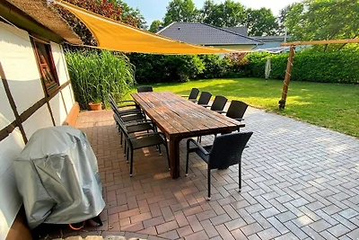 Hut in Quickborn met zwembad