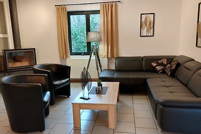 Schönes Ferienhaus mit Sauna und Whirlpool