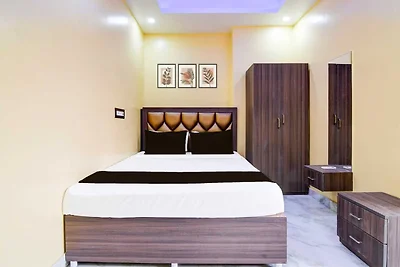Hotel O Birhana Road Shyam Bazar