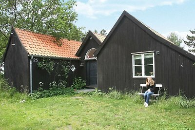 Ruhiges Cottage mit Terrasse in Askeby