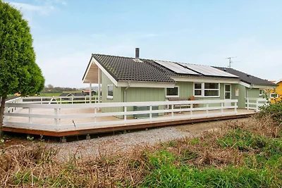 6 Personen Ferienhaus in Nordborg-By Traum