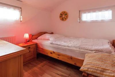 Ruhiger Bungalow am Hennesee mit Terrasse
