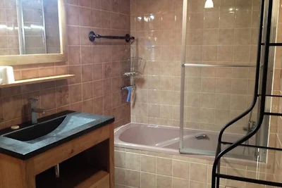 4 camere per 8 persone